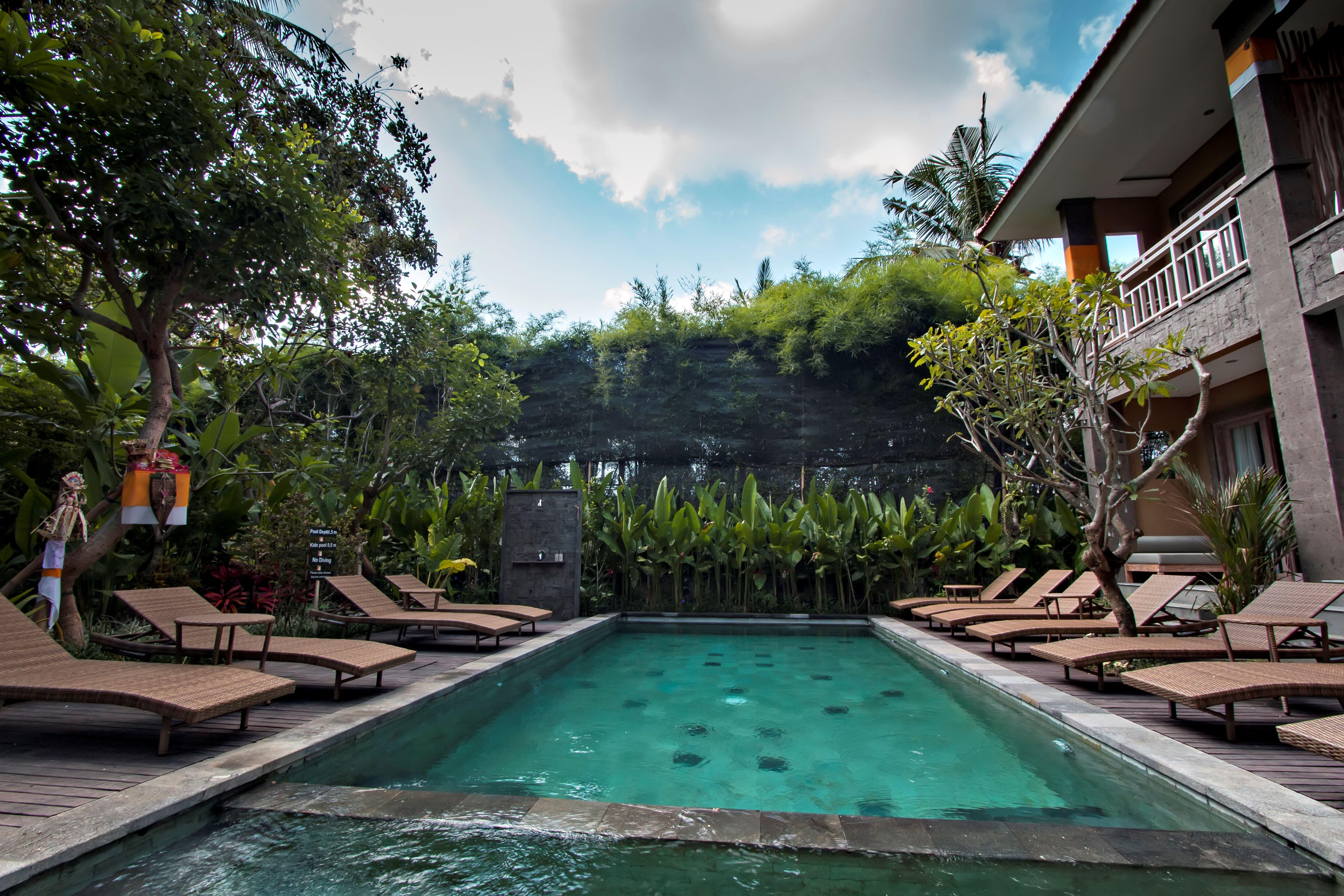 อูบัด รีทรีต Hotel อูบุด ภายนอก รูปภาพ